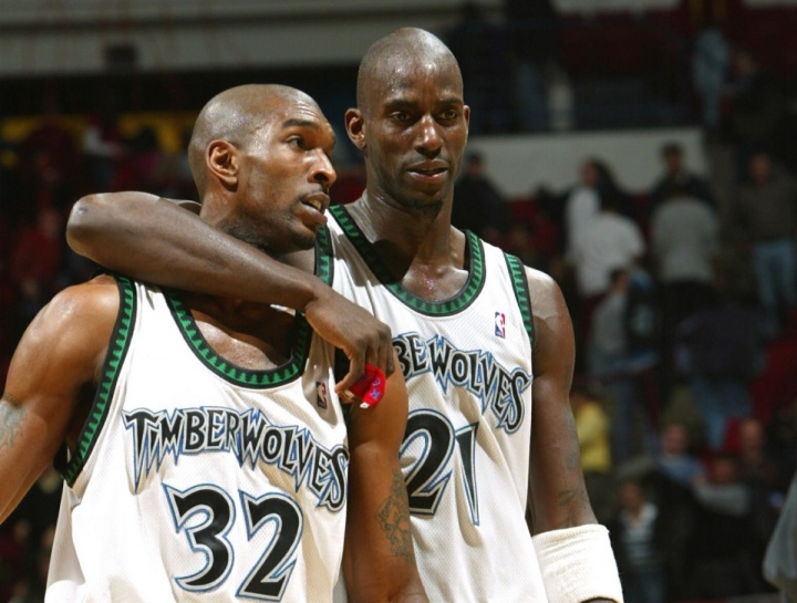 彩票开奖结果查询-小卡结果将如何？森林狼2000年阴阳合同成为NBA管理层的永恒噩梦